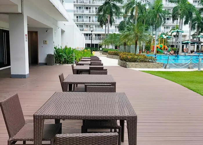 Shell Residences Moa - Josh Staycation * Manila