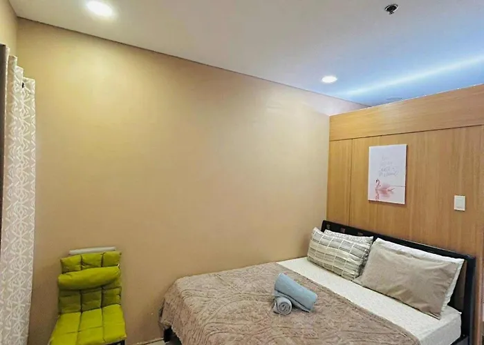 Shell Residences Moa - Josh Staycation Apartment *