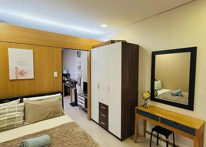 Apartment Shell Residences Moa - Josh Staycation